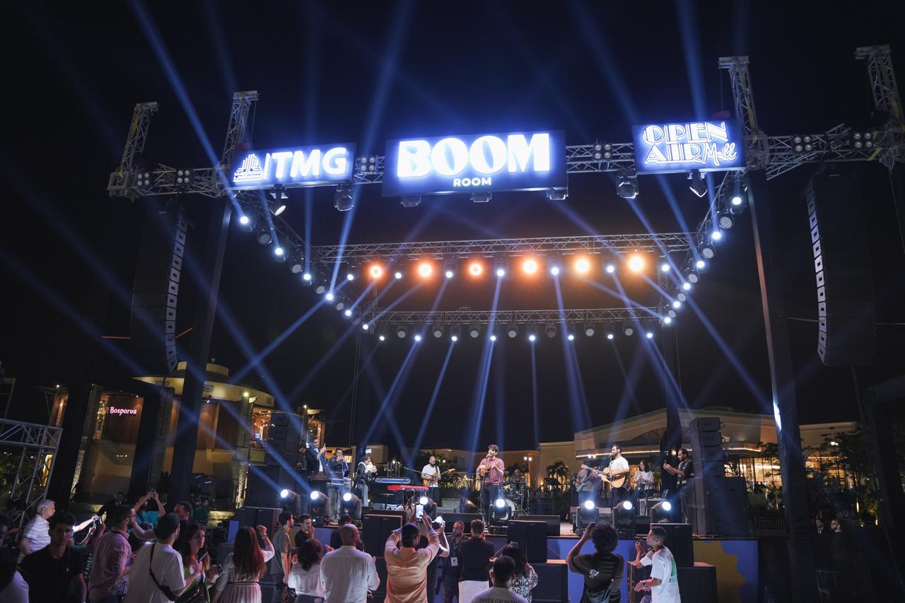 افتتاح Boom Room